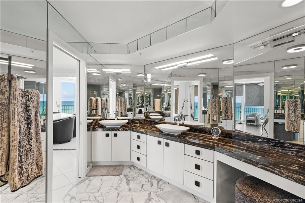 8650 S Ocean Drive 605