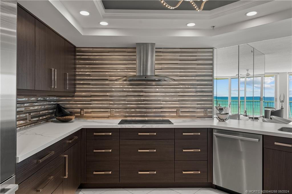 8650 S Ocean Drive 605