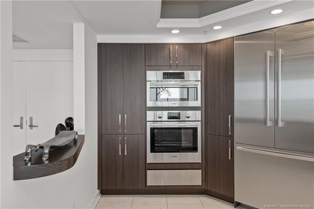 8650 S Ocean Drive 605