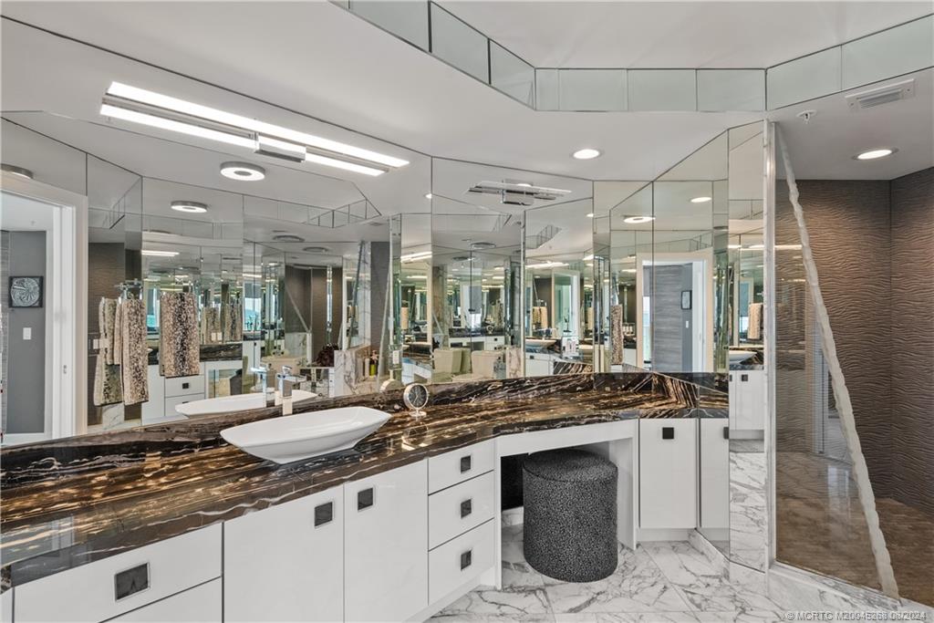 8650 S Ocean Drive 605