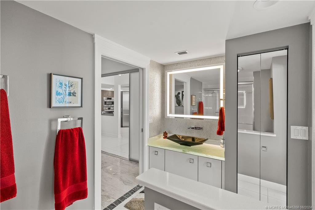 8650 S Ocean Drive 605