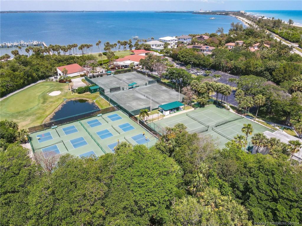 8650 S Ocean Drive 605