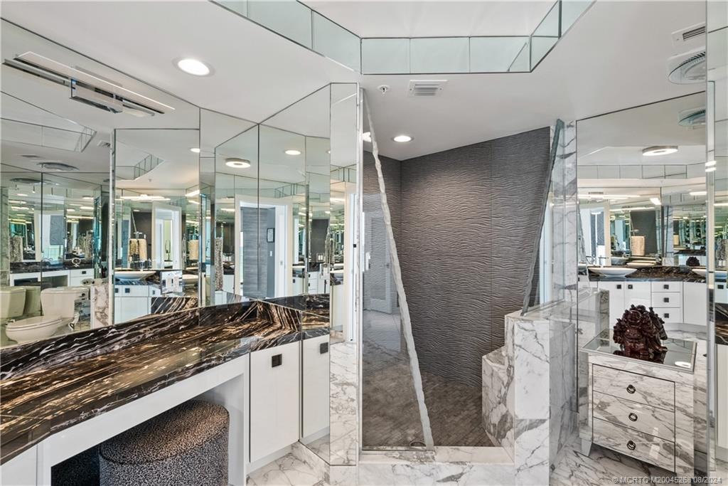 8650 S Ocean Drive 605