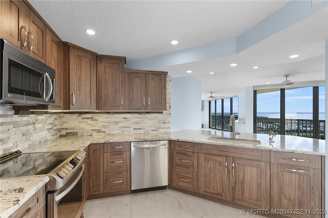 9550 S Ocean Drive 1610