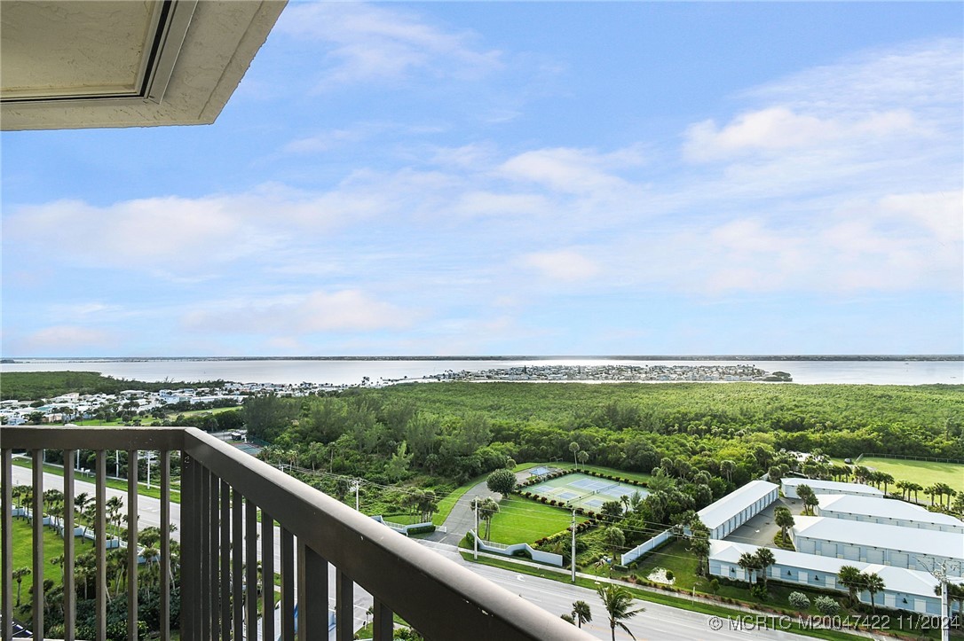 9550 S Ocean Drive 1610