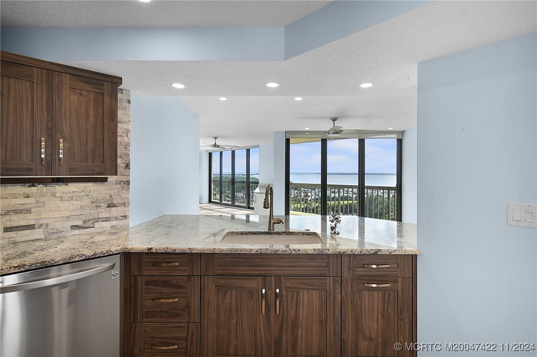 9550 S Ocean Drive 1610