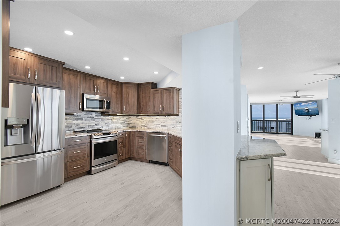 9550 S Ocean Drive 1610