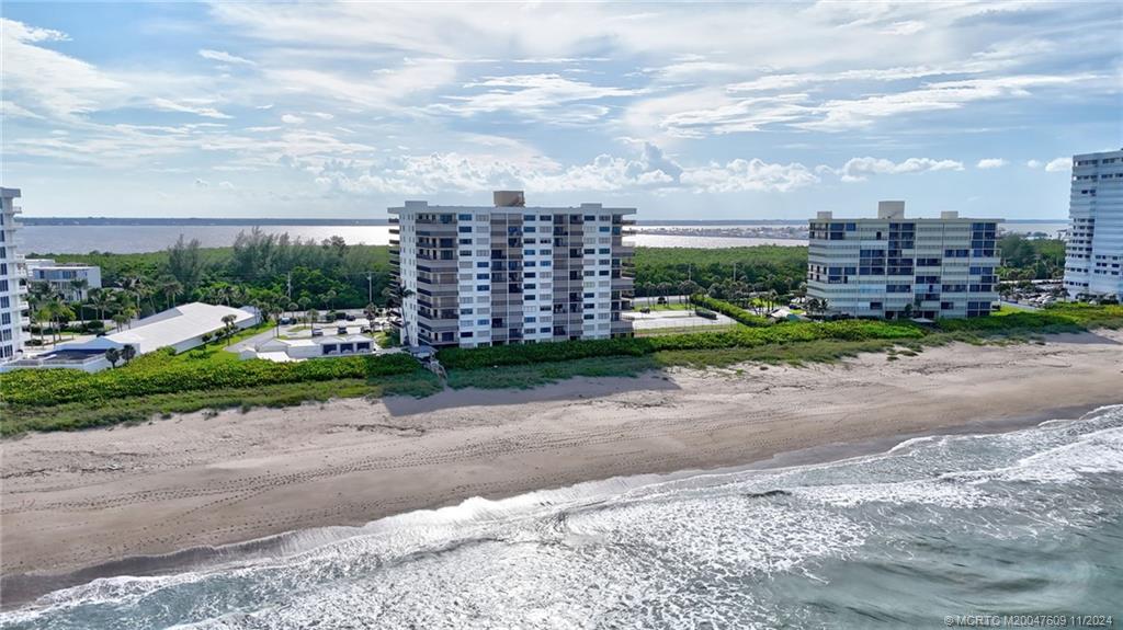 10044 S Ocean Drive 1204