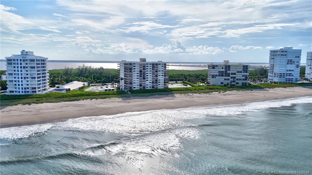 10044 S Ocean Drive 1204