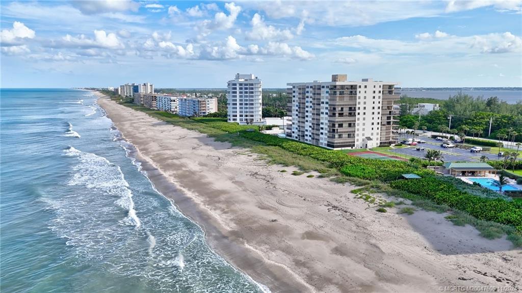 10044 S Ocean Drive 1204