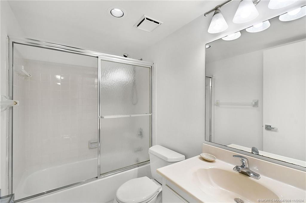 10044 S Ocean Drive 1204