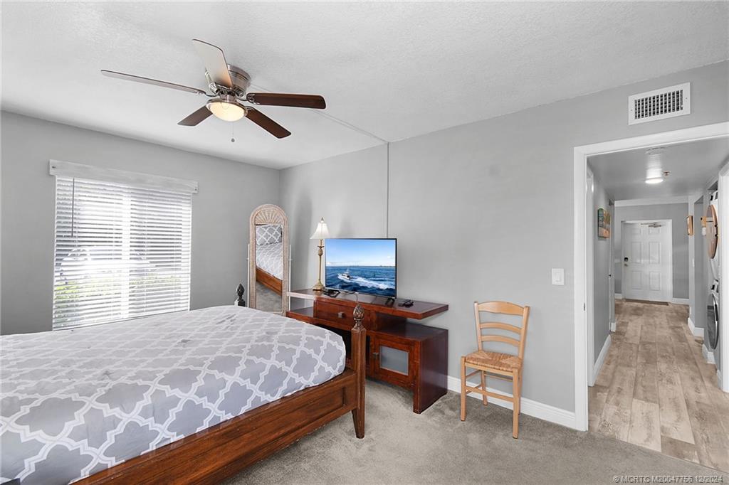 4452 NE Ocean Blvd D1