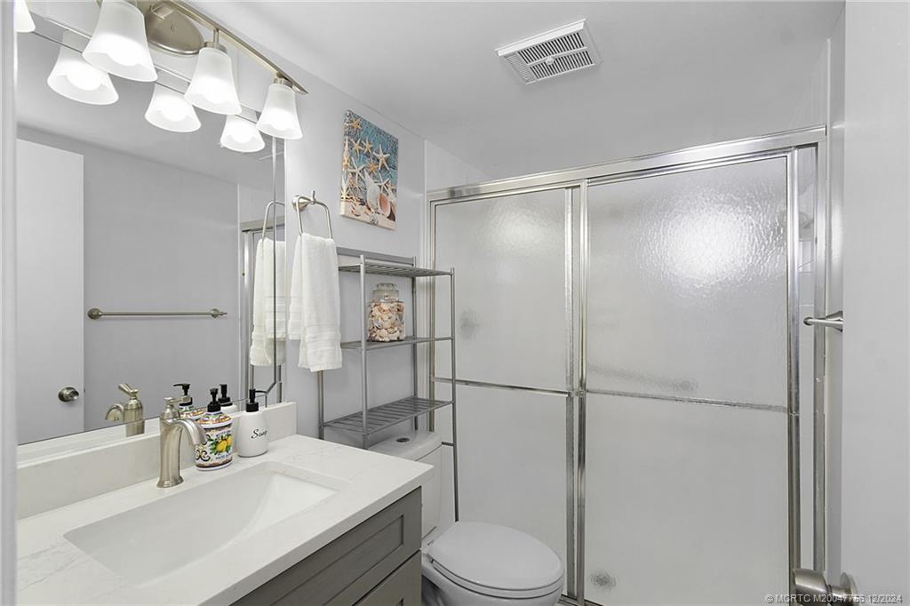 4452 NE Ocean Blvd D1
