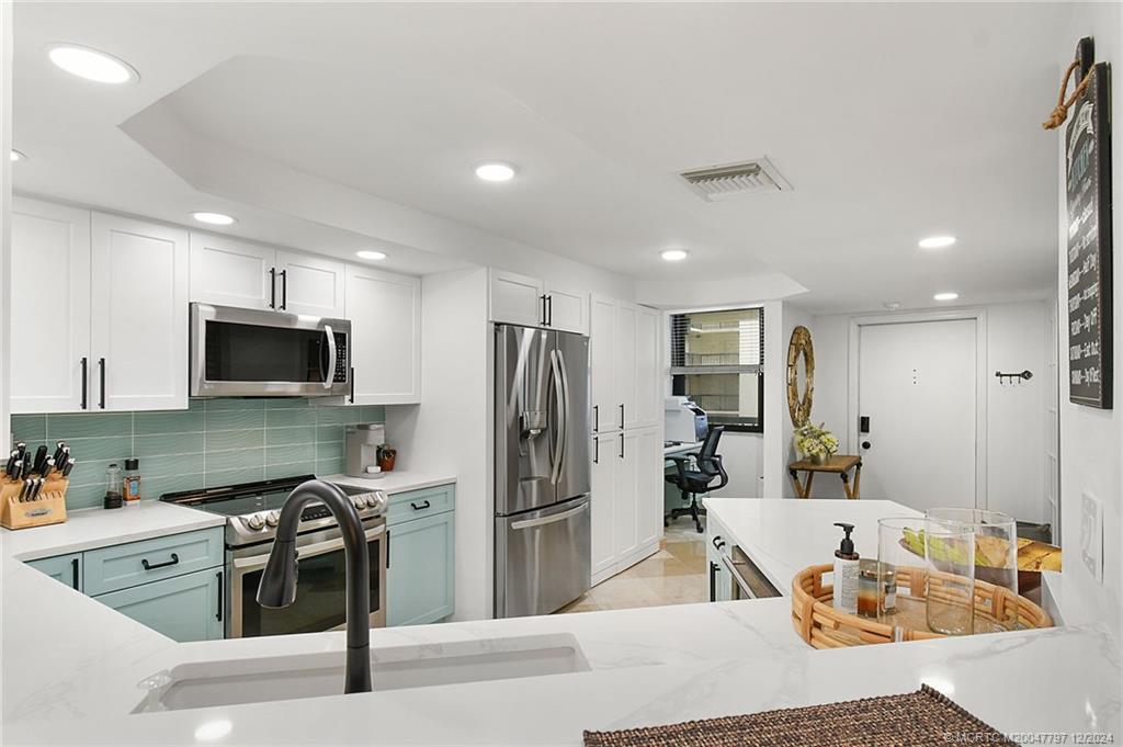9500 S Ocean Drive 1003
