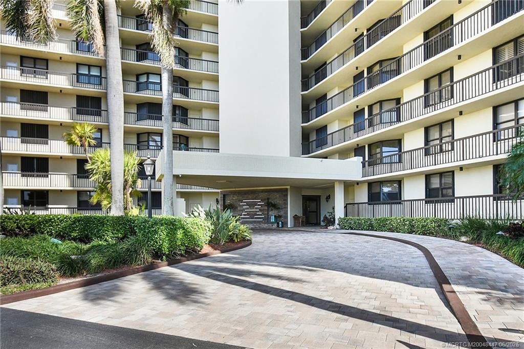 9550 S Ocean Drive 1606