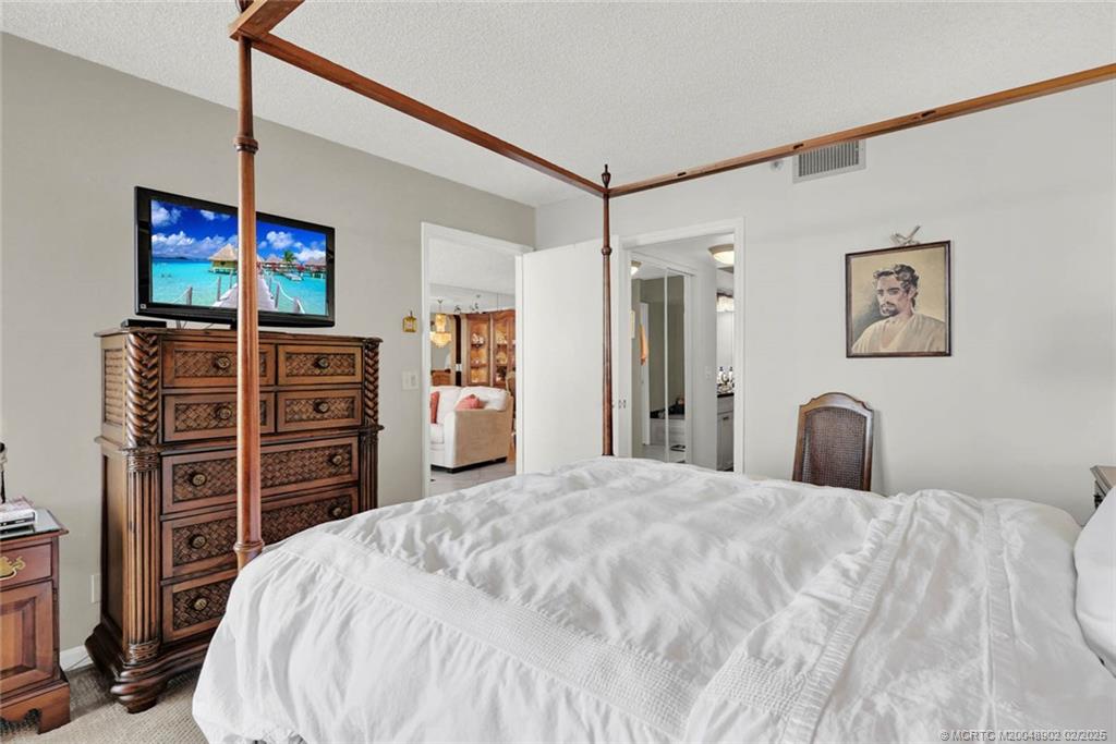 9600 S Ocean Drive 706