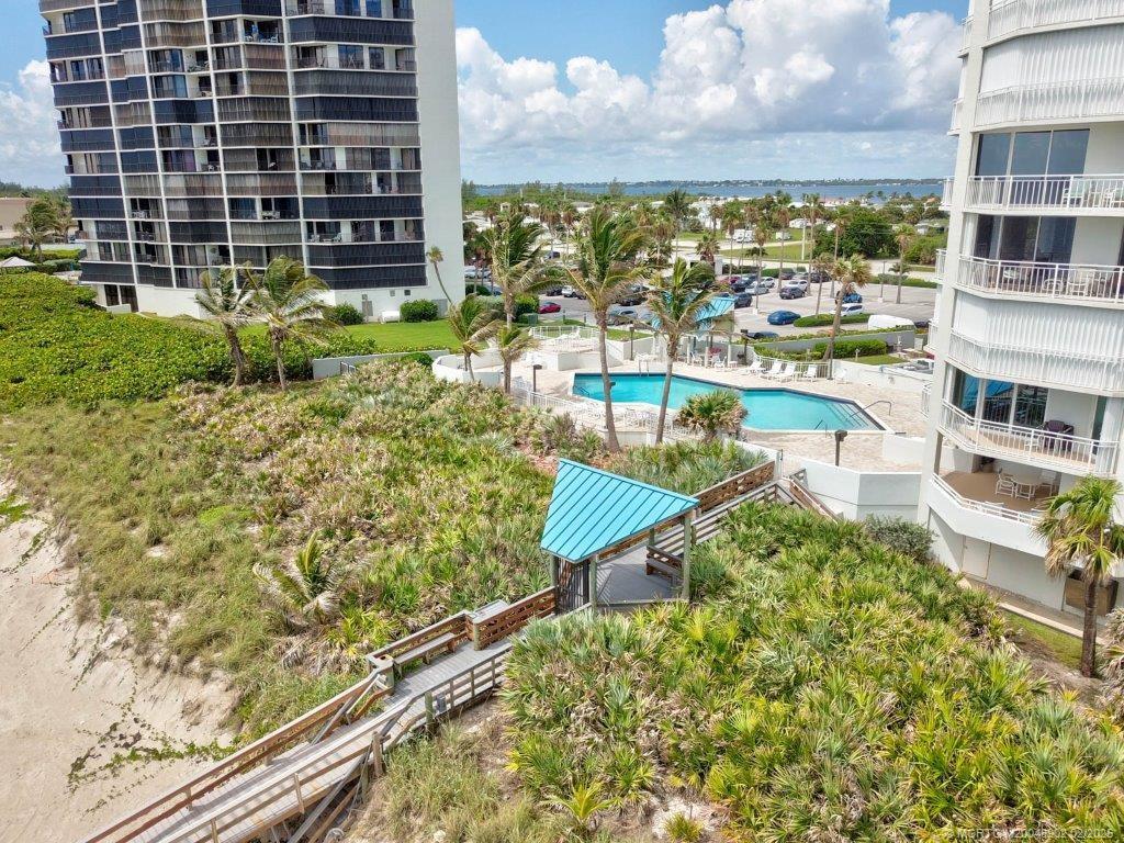9600 S Ocean Drive 706