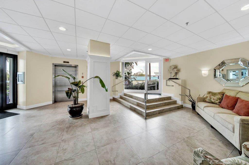 9600 S Ocean Drive 706