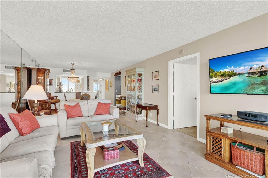 9600 S Ocean Drive 706