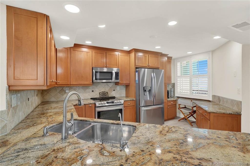 9500 S Ocean Drive 1401