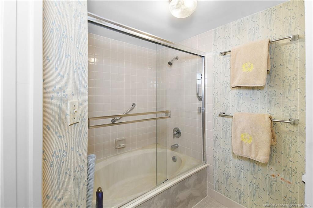 9550 S Ocean Drive 906