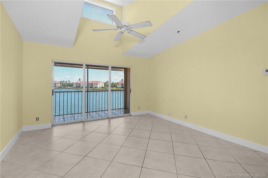 4484 NE Ocean Blvd F3