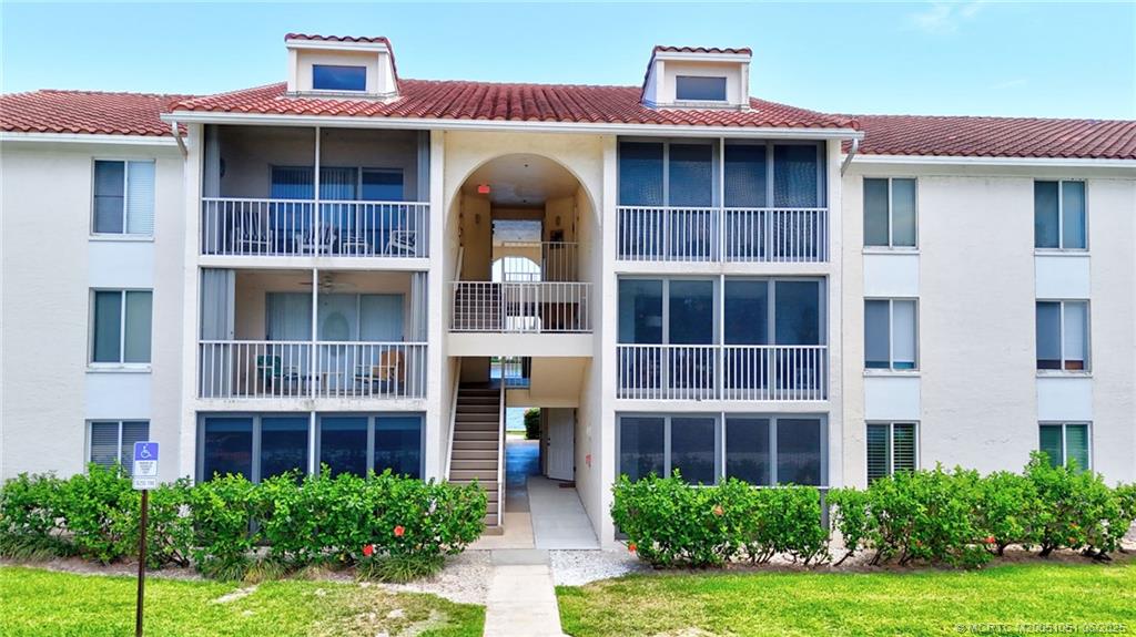 4484 NE Ocean Blvd F3