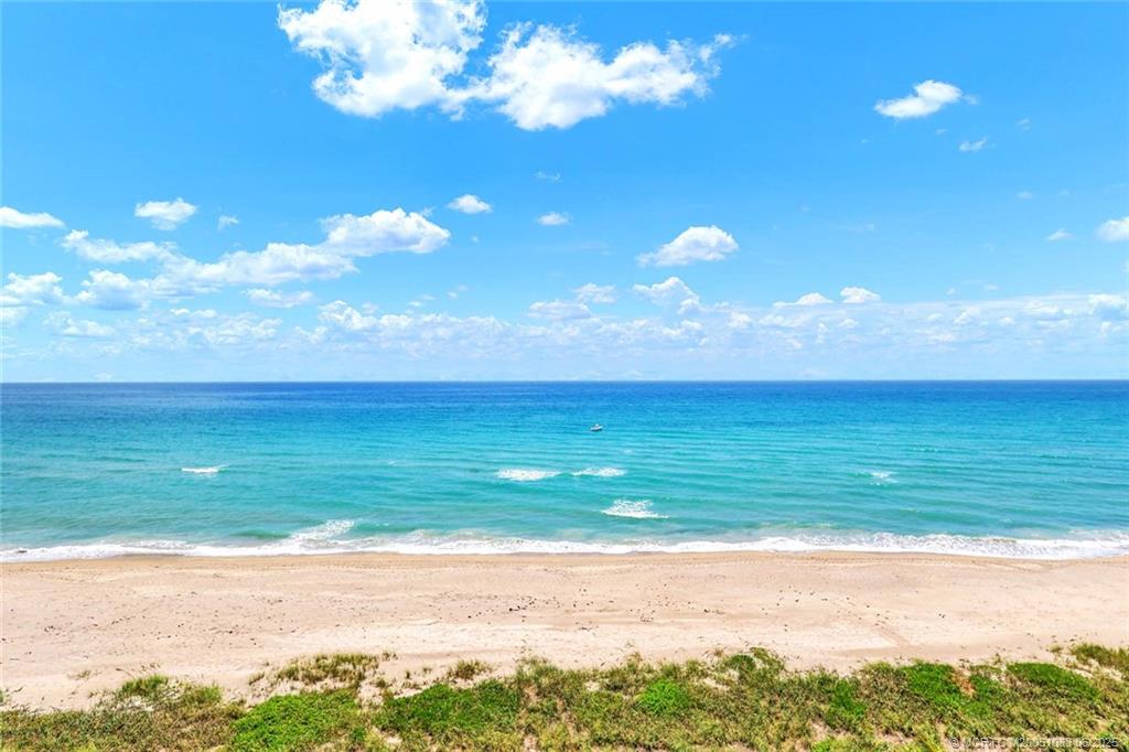 10600 S Ocean Drive 802
