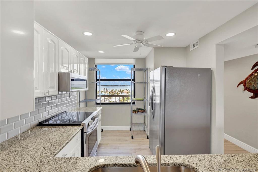 10600 S Ocean Drive 802