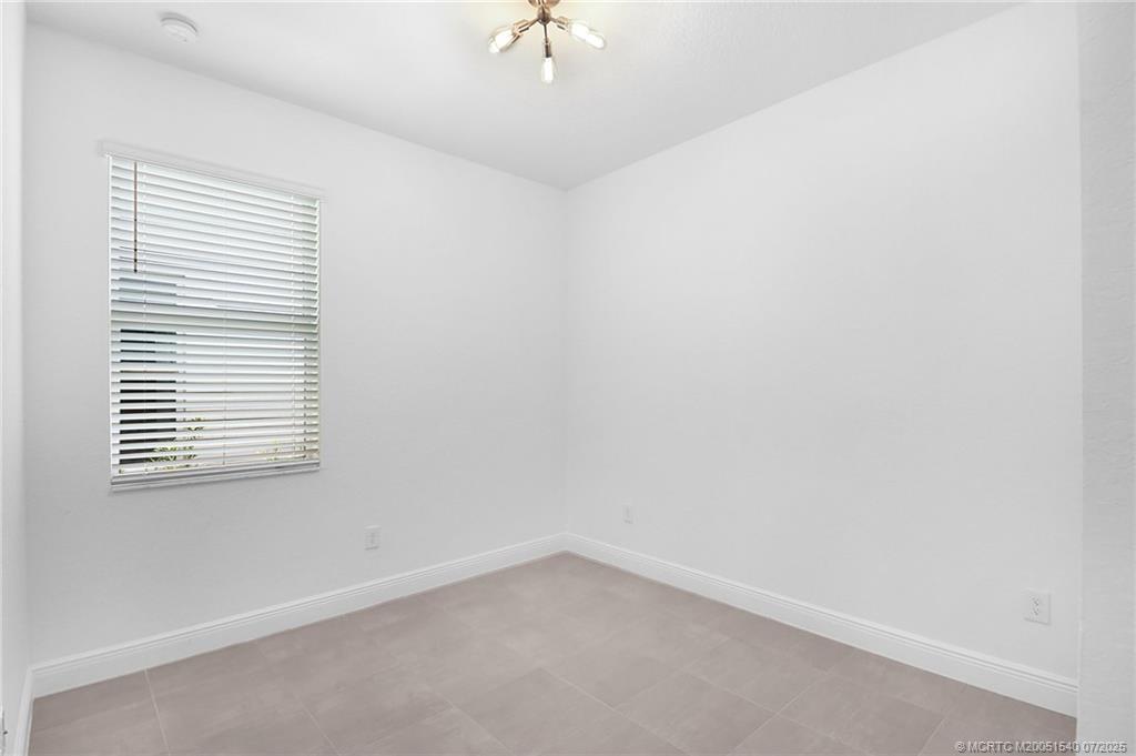 4914 SW Montclair Drive