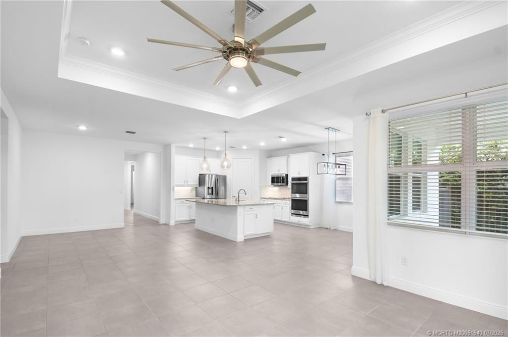 4914 SW Montclair Drive