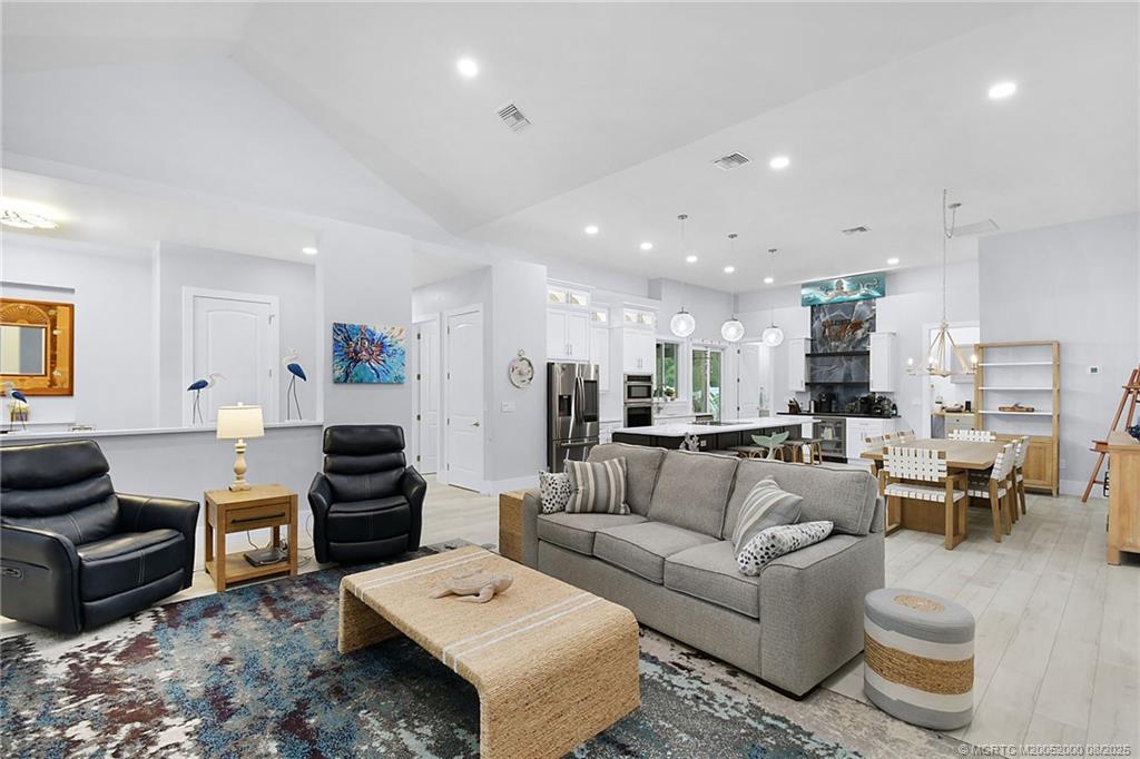 121 Eden Creek Lane