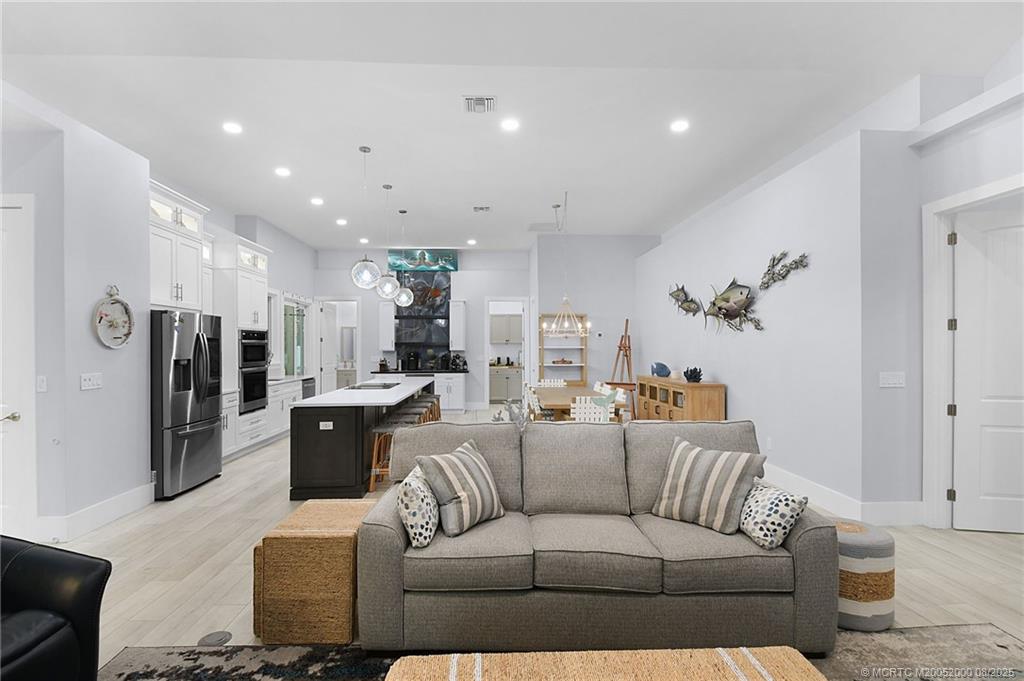 121 Eden Creek Lane