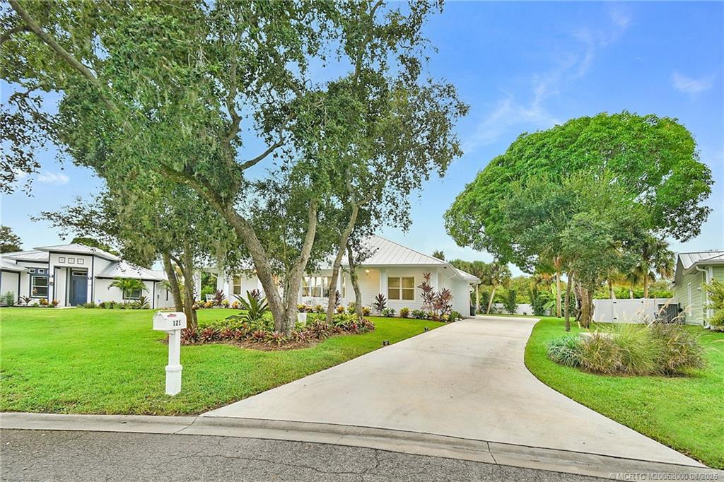 121 Eden Creek Lane