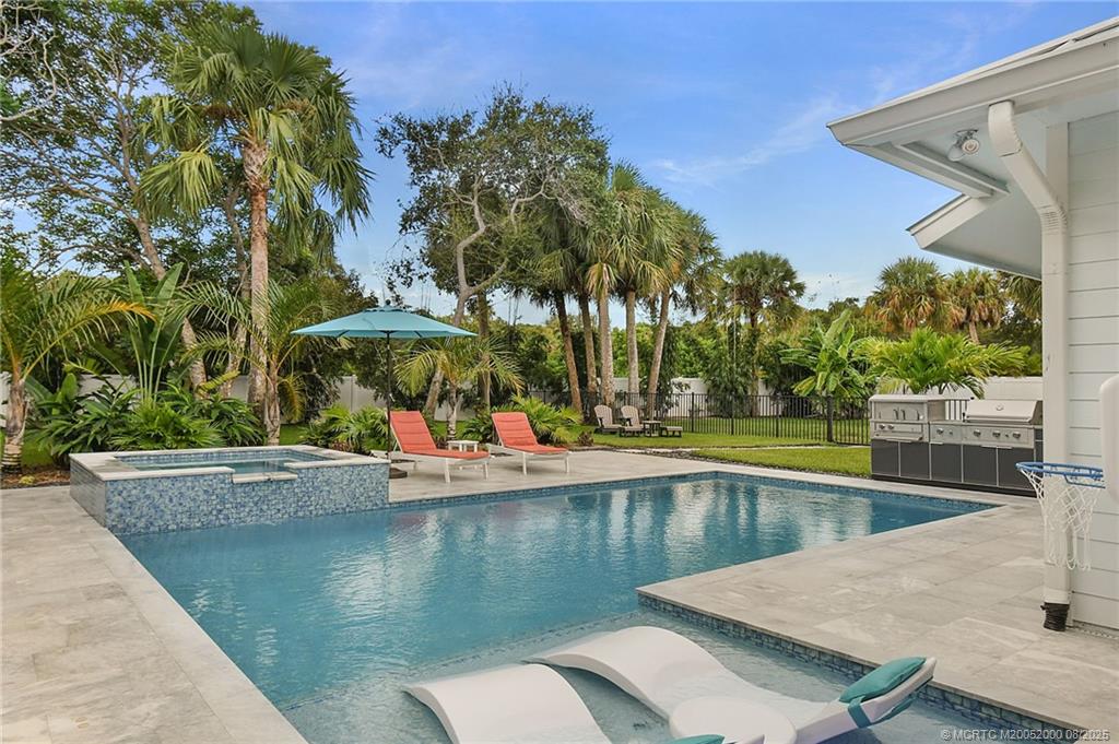 121 Eden Creek Lane