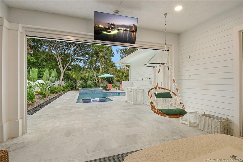 121 Eden Creek Lane