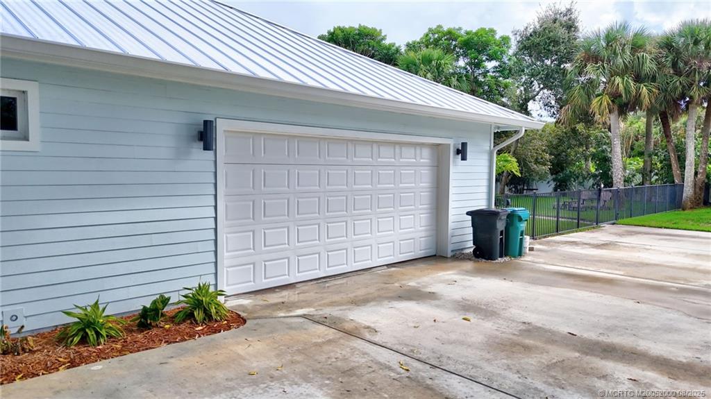 121 Eden Creek Lane