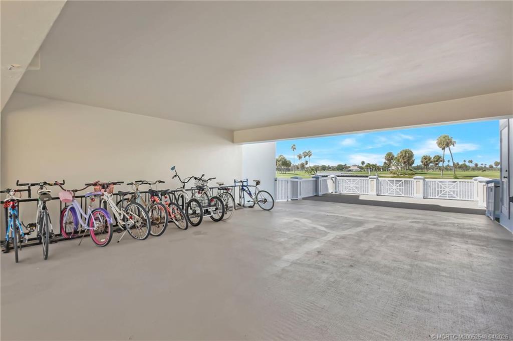 40 NE Plantation Road 107