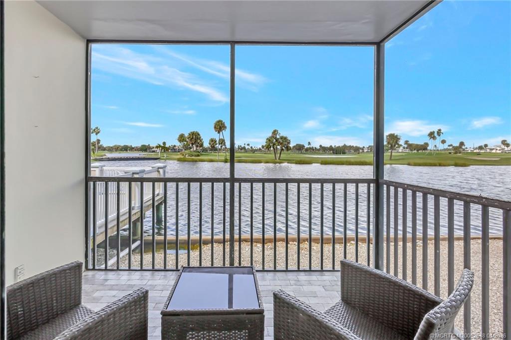 40 NE Plantation Road 107