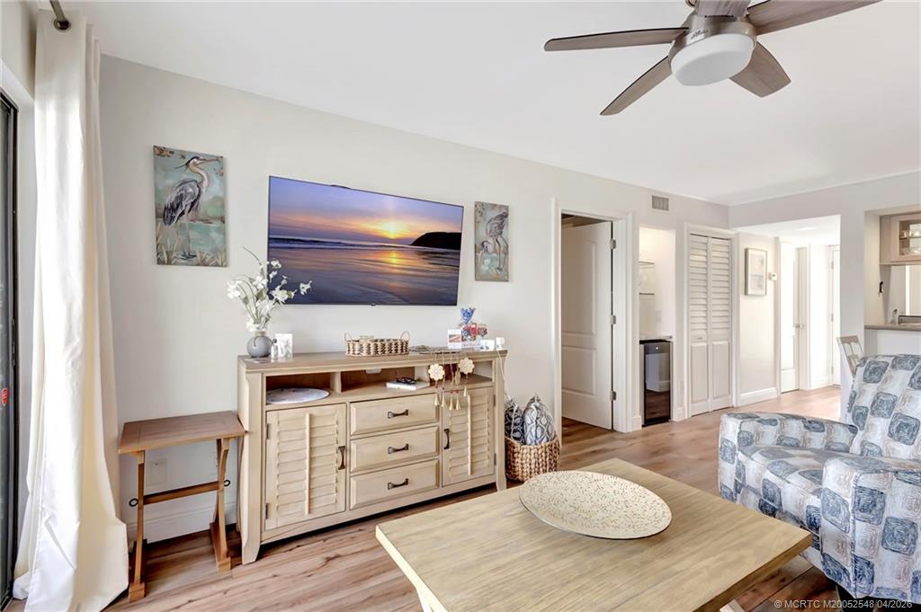 40 NE Plantation Road 107
