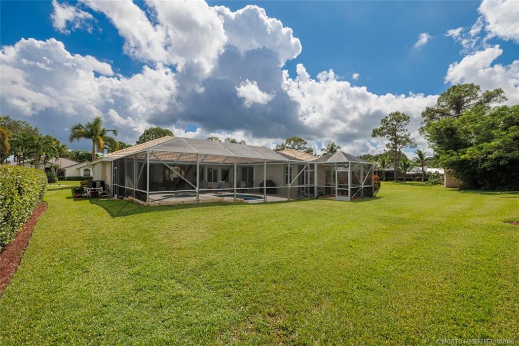 5068 SW Landing Creek Drive