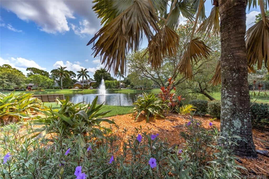 5068 SW Landing Creek Drive