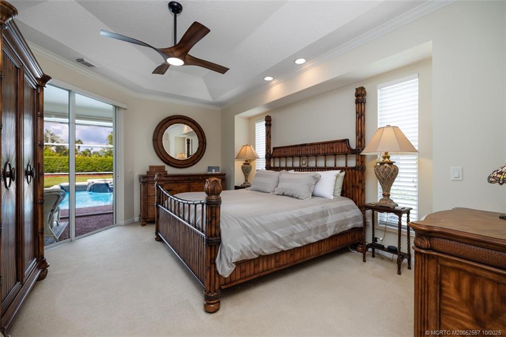 5068 SW Landing Creek Drive