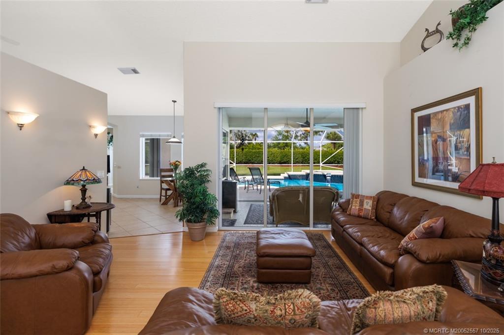 5068 SW Landing Creek Drive