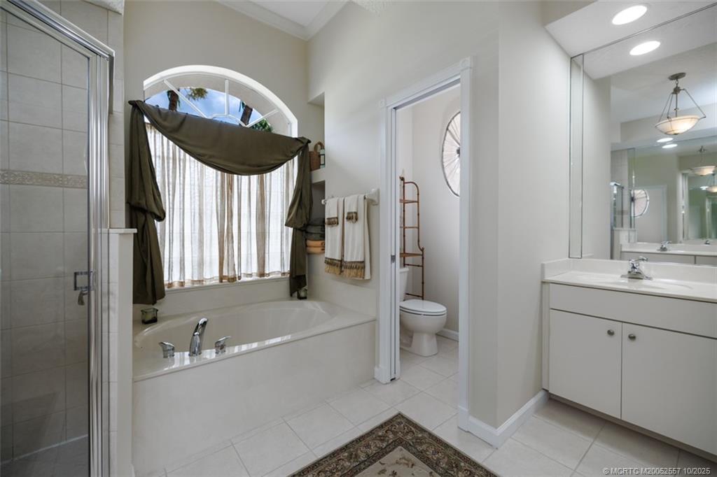 5068 SW Landing Creek Drive