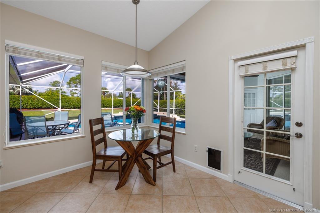 5068 SW Landing Creek Drive