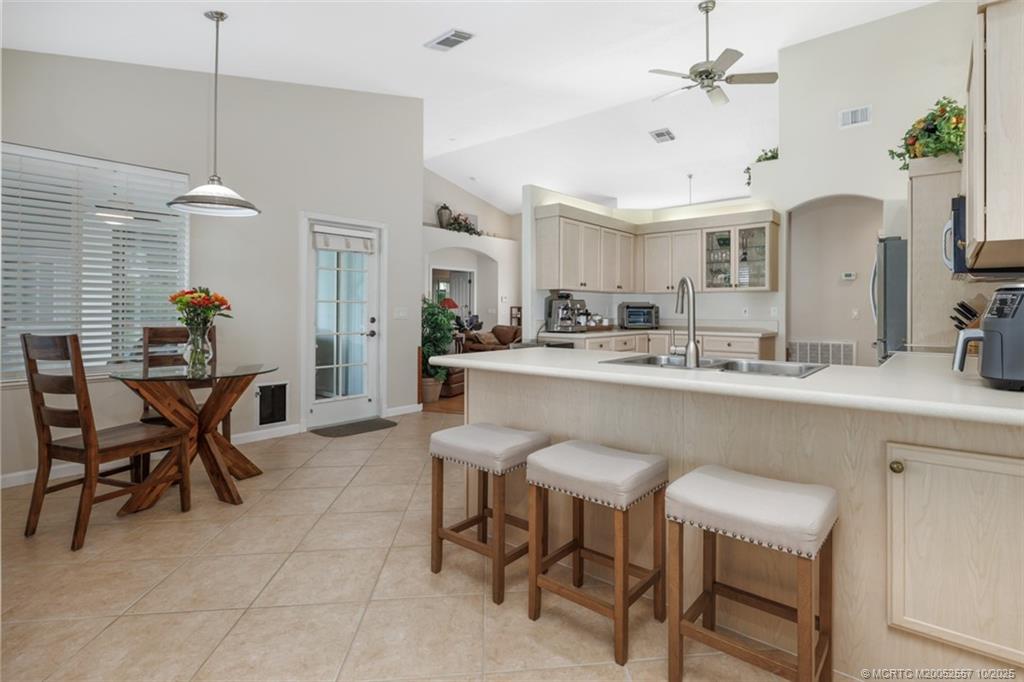 5068 SW Landing Creek Drive