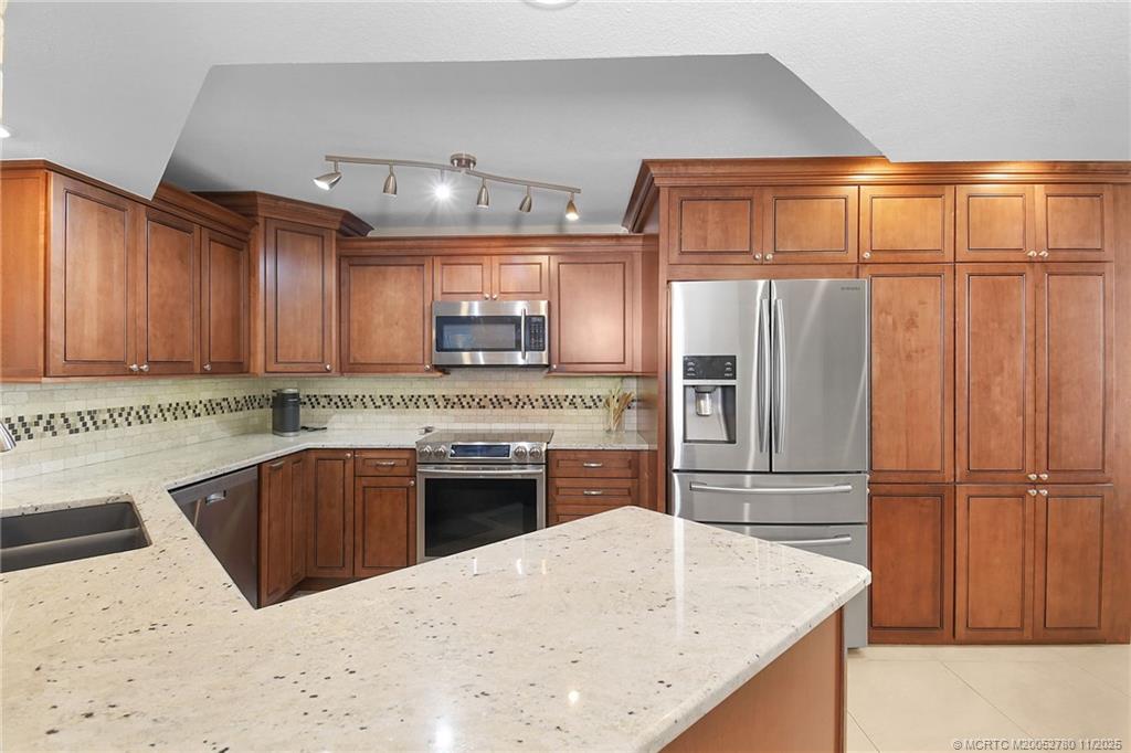 9550 S Ocean Drive 1709