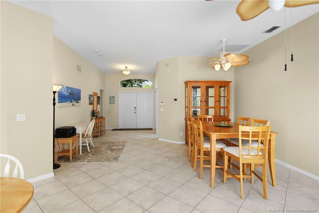 486 NW Sunflower Place