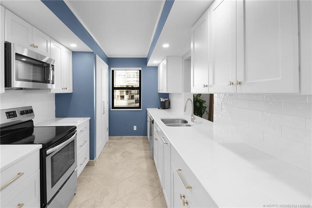 10044 S Ocean Drive 1002